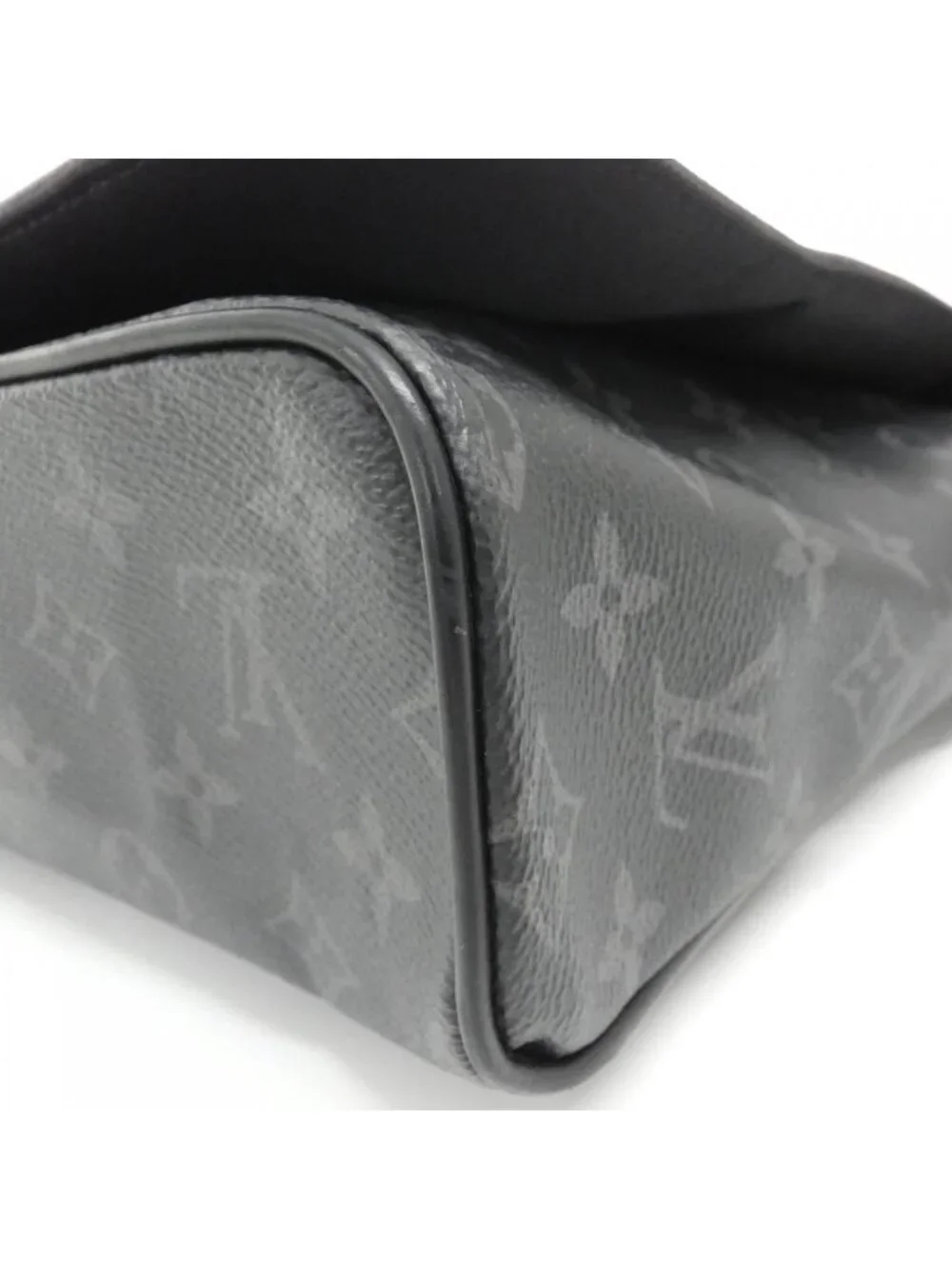 Louis Vuitton Monogram Eclipse District MM Shoulder